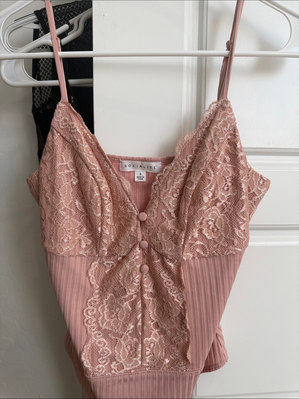 Socialite Dusty Rose Lace Cami Bodysuit